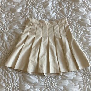 Aritzia sunday best Elegant buttery soft vegan leather Cream Pleated Skirt